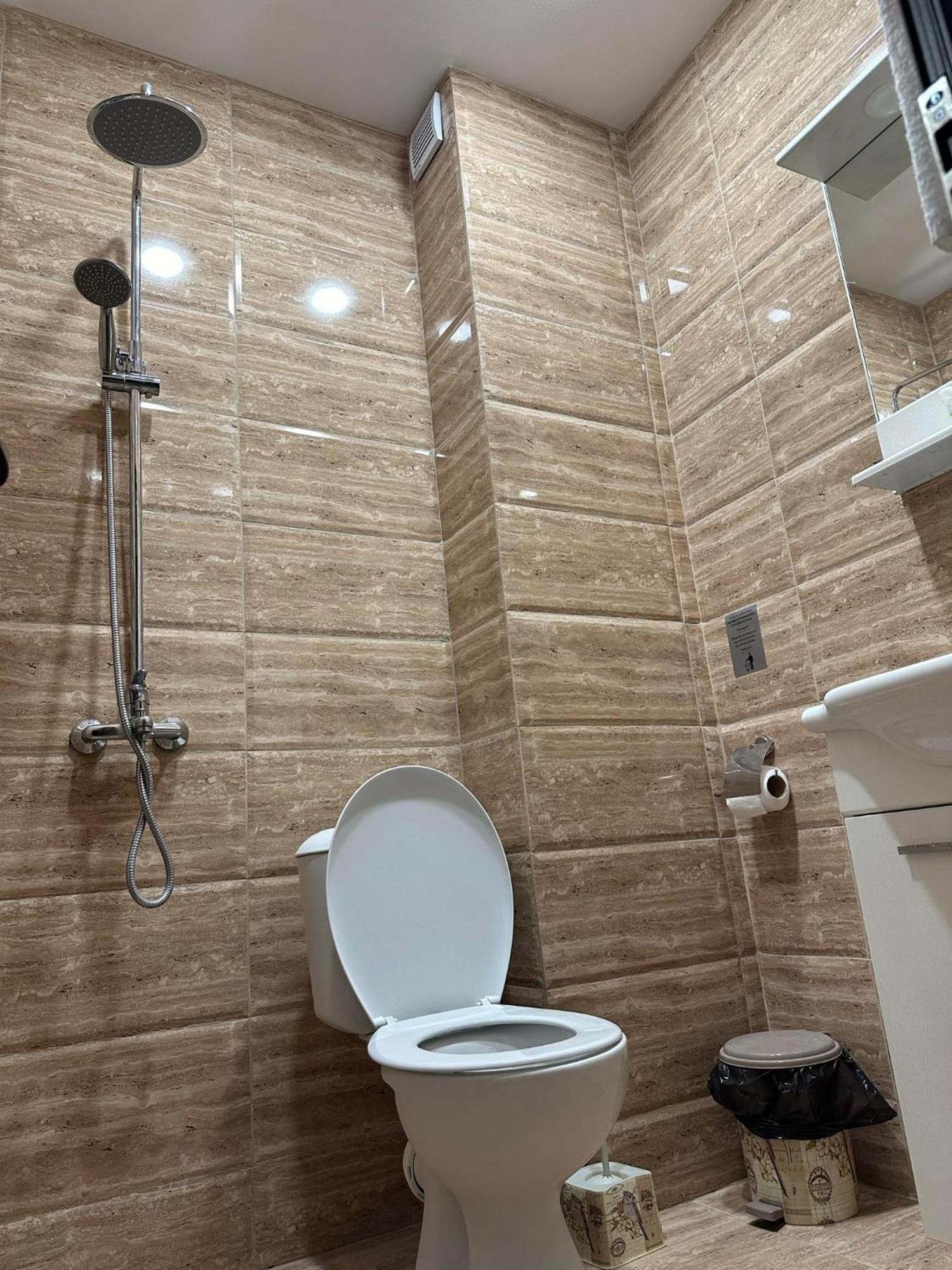 Hotel Бялата Къща Chakalarovo Exterior foto