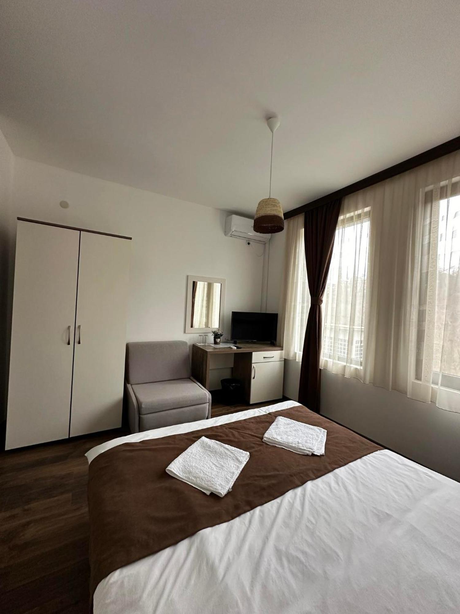 Hotel Бялата Къща Chakalarovo Exterior foto