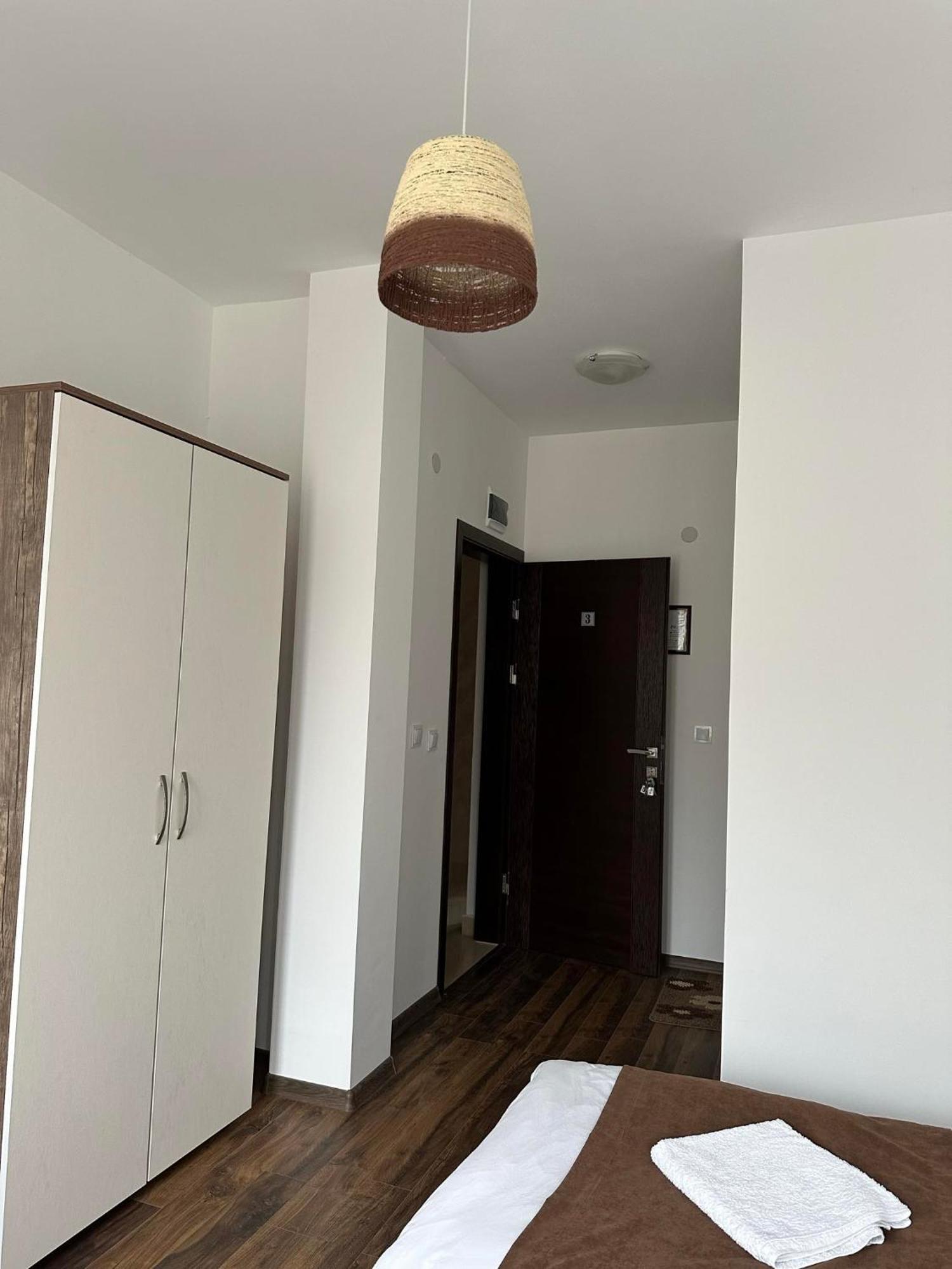 Hotel Бялата Къща Chakalarovo Exterior foto